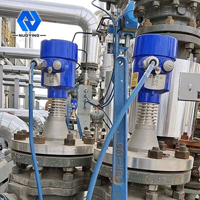 قیمت خوب رادار دقت بالا سنسور سطح آب با آنتن پانل و مواد PTFE / 316L ((اختیاری) آنلاین